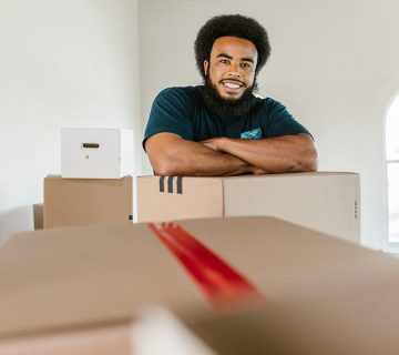 تکنولوژی‌های نوین در بسته‌بندی اثاثیه؛ از کارتن‌های هوشمند تا برچسب‌های ردیاب